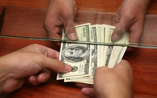 US dollar bills (photo credit: Yossi Zamir/Flash90) US dollar bills (photo credit: Yossi Zamir/Flash90)