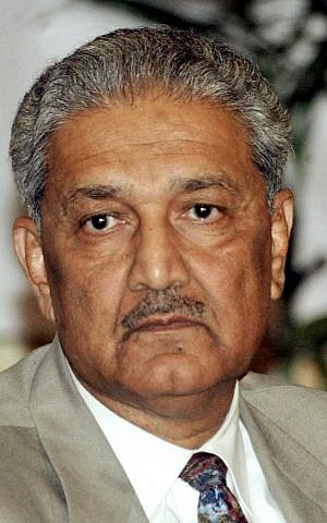 Renegade Pakistani nuclear scientist Abdul Qadeer Khan (photo credit: AP)