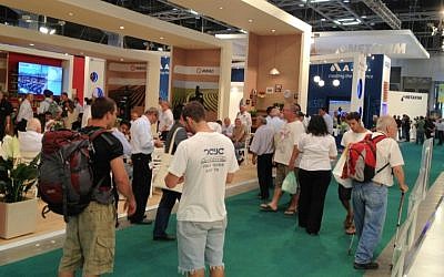 Visitors at a recent agricultural technology show in Israel (Photo credit: Courtesy)