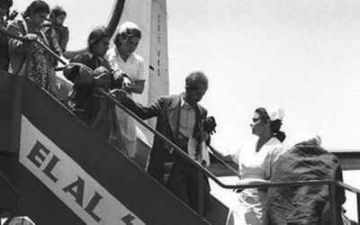 Every three hours a plane arrived at Lod Airport carrying Jewish immigrants from Iraq and Kurdistan via Tehran, May 1951 (photo credit: GPO) Every three hours a plane arrived at Lod Airport carrying Jewish immigrants from Iraq and Kurdistan via Tehran, May 1951 (photo credit: GPO)