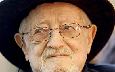 Haim Hefer (1925-2012) (photo credit: Moshe Shai/Flash90)
