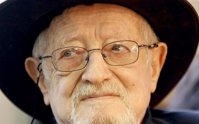 Haim Hefer (1925-2012) (photo credit: Moshe Shai/Flash90)