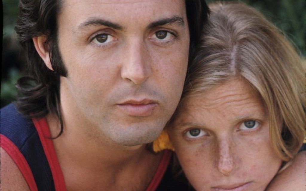 Paul and Linda McCartney (photo credit: Henry Diltz)