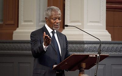 Former UN Secretary-General Kofi Annan disagrees with US President Bill Clinton over what went wrong during Israeli-Palestinian peace talks. (Photo credit: Rob Judges)