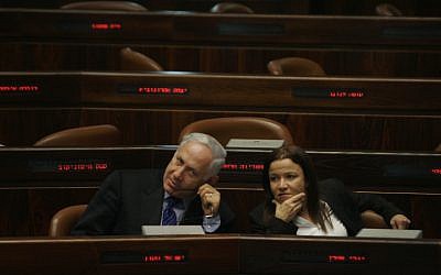 Benjamin Netanyahu (left) and Shelly Yachimovich (photo credit: Michal Fattal/Flash90)