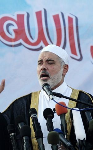 Ismail Haniyeh speaks to a crowd in Gaza, August 19 (photo credit: Abed Rahim Khatib/Flash 90)