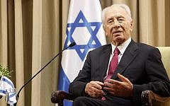 Shimon Peres at his Jerusalem residence (photo credit: Miriam Alster/Flash90)