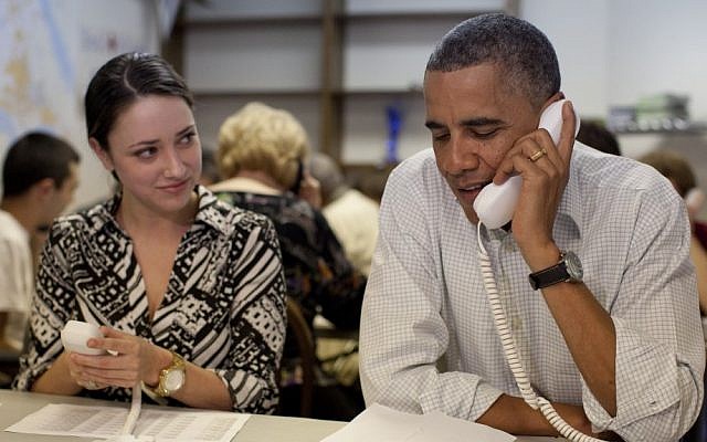 US President Barack Obama makes phone calls to volunteers on Sunday in Williamsburg, Virginia (photo credit: AP/Carolyn Kaster)