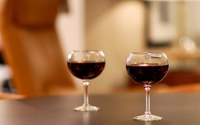 A glass of wine at dinner can help control certain health conditions (photo credit: CC-BY-2.0, by Patrick Kennedy, Wikimedia Commons)