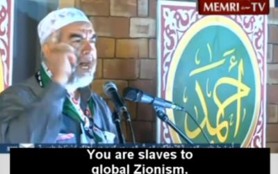 Raed Salah delivers his sermon (photo credit: Memri Screen Shot/Al-Jazeera)
