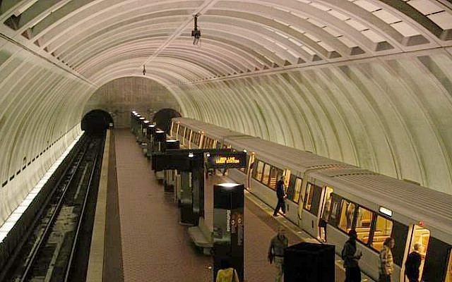 Washington, DC Metro (photo credit: Lorax/Wikimedia Commons)
