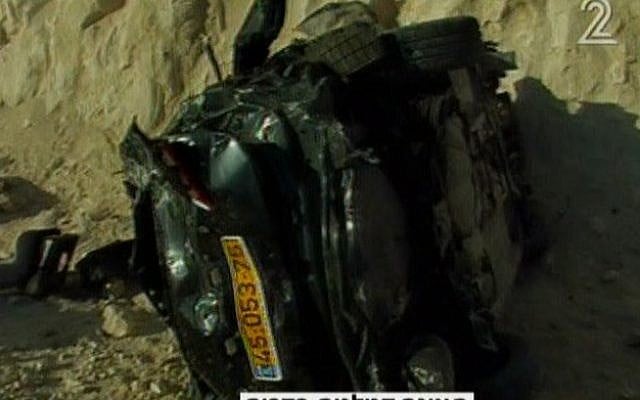 The van after the crash (Screenshot/Channel 2) The van after the crash (Screenshot/Channel 2)