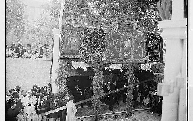 During the Kaiser's visit (Courtesy Library of Congress - Matson Collection)