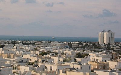 A rooftop view of the coastal city of Ashdod. (photo credit: Public Domain, Wikimedia Commons)