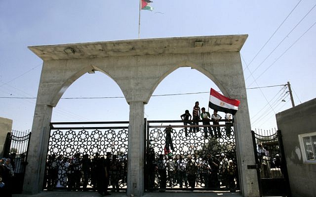 Palestinian children take part in a protest at the Rafah border crossing between Egypt and Gaza in the southern Gaza Strip on June 21, 2011. (photo credit: Abed Rahim Khatib/Flash 90)