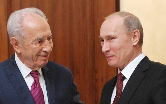 President Shimon Peres, left, meets with his Russian counterpart, Vladimir Putin, on Thursday during the president's official visit in Moscow (photo credit: Mark Neyman/GPO/Flash90)