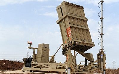 An Iron Dome battery placed in the Tel Aviv area on November 17, 2012 during Operation Pillar of Defense (photo credit: Alon Besson/Ministry of Defense/Flash90)