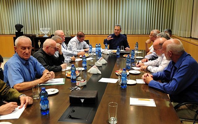 Ehud Barak, in black, meeting with defense brass over Operation Pillar of Defense on Monday. (photo credit: Ariel Hermoni/Defense Ministry/Flash90) Ehud Barak, in black, meeting with defense brass over Operation Pillar of Defense on Monday. (photo credit: Ariel Hermoni/Defense Ministry/Flash90)