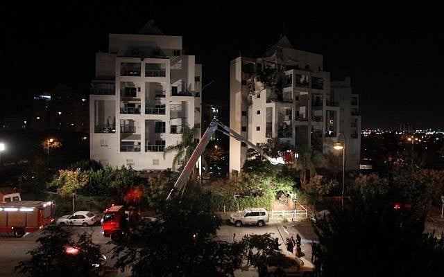 A view of the Rishon Lezion building that was hit by a rocket last week (photo credit: Miriam Alster/Flash 90)