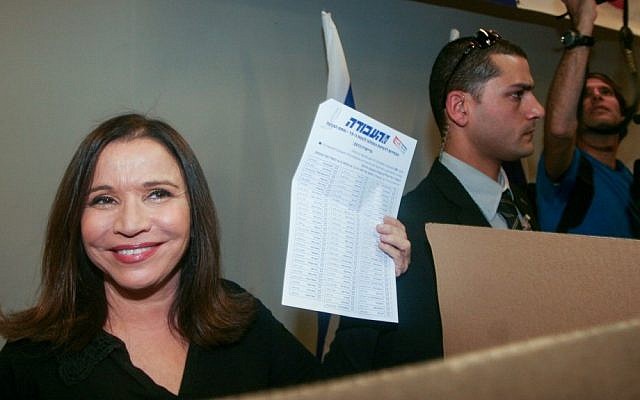 Labor chairwoman Shelly Yachimovich casts her vote in Labor party primaries, November 30, 2012 (photo credit: Roni Schutzer/Flash90) Labor chairwoman Shelly Yachimovich casts her vote in Labor party primaries, November 30, 2012 (photo credit: Roni Schutzer/Flash90)