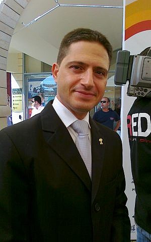Beersheba Mayor Ruvik Danilovich in 2012. (photo credit: CC BY-SA BASWIM, Wikimedia Commons)