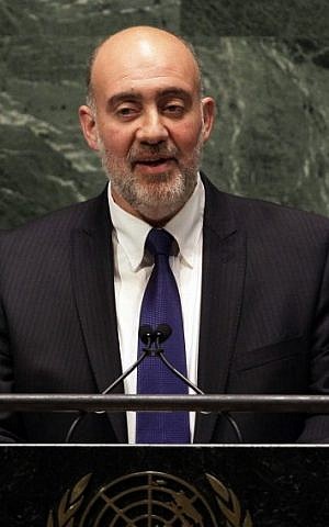 Israel's UN Ambassador Ron Prosor addresses the United Nations General Assembly, Thursday, Nov. 29, 2012. (photo credit: AP/Richard Drew)