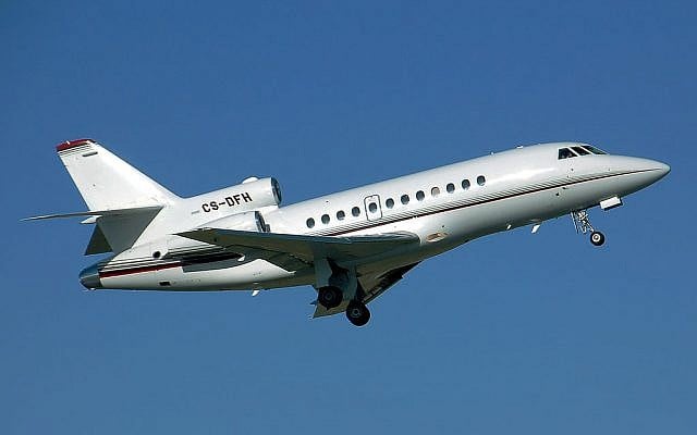Illustrative photo of a Falcon-900 (photo credit: Adrian Pingstone/Wikimedia commons)