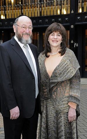 Pictured with his wife, Valerie, Mirvis will try to reverse a decline in membership within his own United Synagogue movement. (Photograph by John Rifkin)