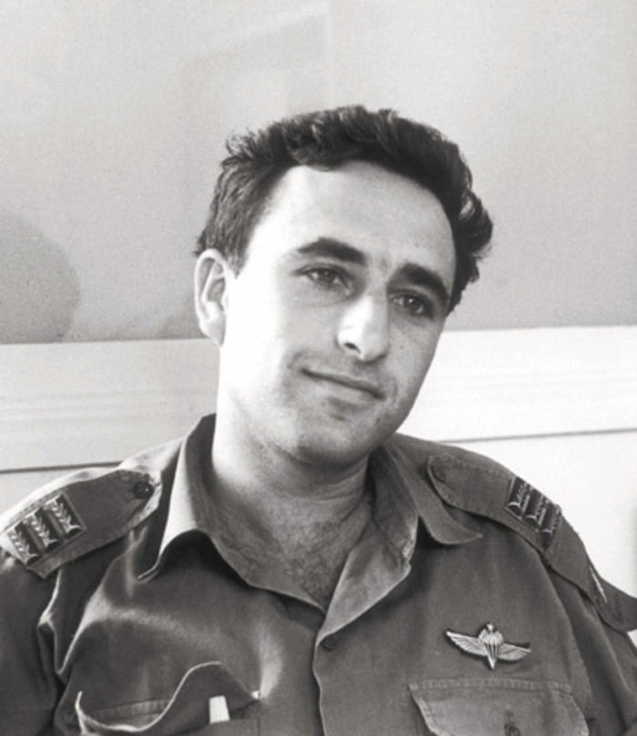 Amnon Lipkin-Shahak as a young captain in the 1960s (photo credit: IDF Spokesperson's Office) Amnon Lipkin-Shahak as a young captain in the 1960s (photo credit: IDF Spokesperson's Office)