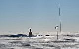 Southern pole, Antarctica (photo credit: CC-BY-SA Cookson69, Wikimedia Commons)
