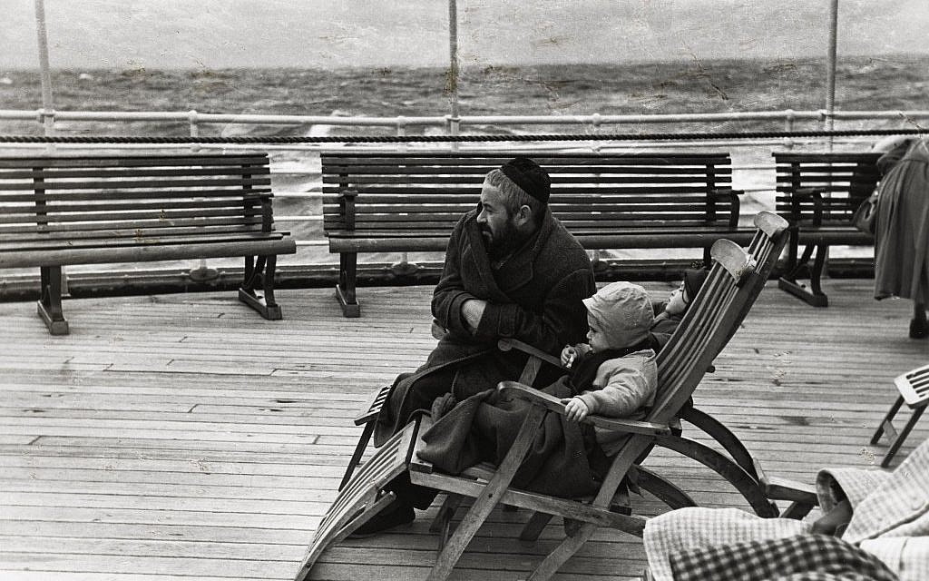 Shot by New York Photo League member Louis Stettner, "Coming to America" depicts a Jewish immigrant and his child, and was on display at San Francisco's Contemporary Jewish Museum. (Courtesy of the Contemporary Jewish Museum)