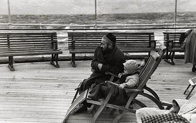 Shot by New York Photo League member Louis Stettner, "Coming to America" depicts a Jewish immigrant and his child and is currently on display at San Francisco's Contemporary Jewish Museum. (Courtesy of the Contemporary Jewish Museum)