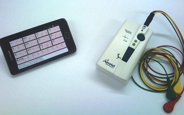 Aerotel glucose reader and app (photo credit: Courtesy)