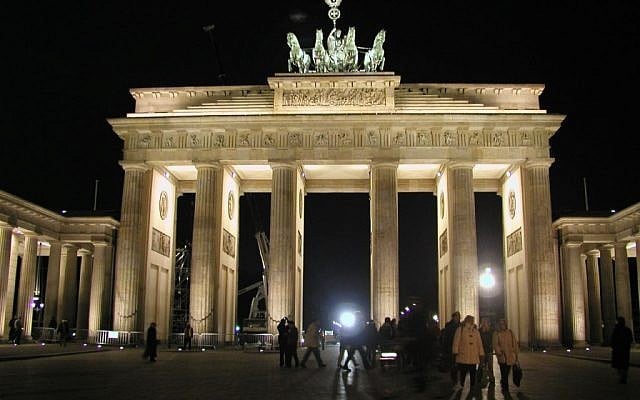 Berlin's Brandenburg Gate will host a menorah lighting ceremony next week. ((Photo credit: CC BY/Claudius_XIV via Flickr.com)