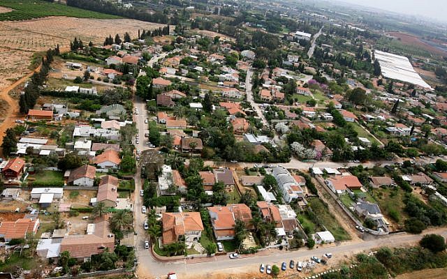 An aerial view of Moshav Bnei Zion in southern Israel (photo credit: Moshe Shai/Flash90)