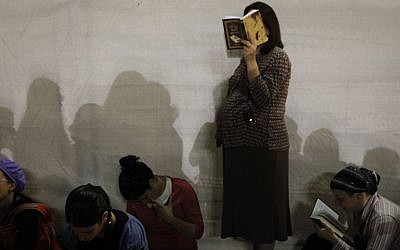 Orthodox women praying (illustrative photo: Mariam Alster/Flash90)