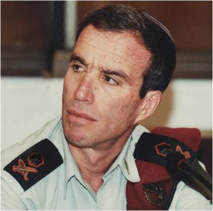 As an officer, Elazar Stern believed the role of the military went beyond defense (Courtesy of Elazar Stern) As an officer, Elazar Stern believed the role of the military went beyond defense (Courtesy of Elazar Stern)