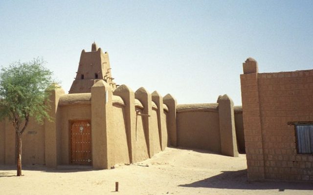 Illustrative 2005 photo of the Sankore Mosque, an important learning center in Timbuktu, which dates from the early 14th century. (photo credit: CC BY upyernoz/Flickr) Illustrative 2005 photo of the Sankore Mosque, an important learning center in Timbuktu, which dates from the early 14th century. (photo credit: CC BY upyernoz/Flickr)