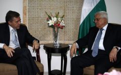 Yossi Beilin meets with Palestinian Authority President Mahmoud Abbas in Ramallah, August 2008. (photo credit: Omar Rashidi/Flash90)