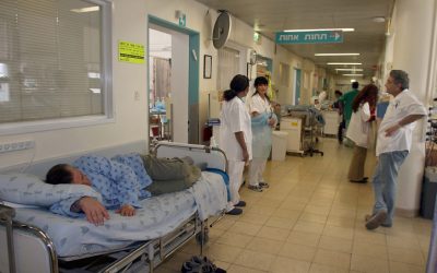 A patient waits for a room in the Sourasky Medical Center Ichilov in Tel Aviv. (Gideon Markowicz/Flash90)