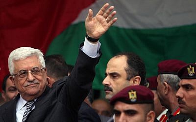 Palestinian President Mahmoud Abbas gestures as he speaks during a rally supporting the Palestinian UN bid for observer state status, in the West Bank city of Ramallah, Nov. 25, 2012 (photo credit: Issam Rimawi/Flash90)