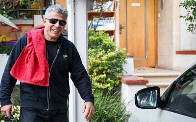 Yair Lapid, chairman of the Yesh Atid party, outside his home on January 22 (photo credit: Avishag Shaar Yashuv/Flash 90)