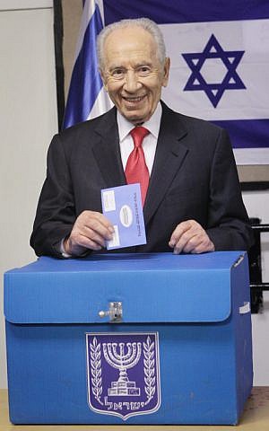President Shimon Peres casts his vote at a polling station in Jerusalem (photo credit: Miriam Alster/Flash90) President Shimon Peres casts his vote at a polling station in Jerusalem (photo credit: Miriam Alster/Flash90)