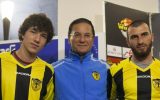 Beitar Jerusalem head coach Eli Cohen, center, flanked by Gabriel Kadiev, left, and Zaur Sadayev at a press conference, January 31, 2013. (Yonatan Sindel/Flash90)