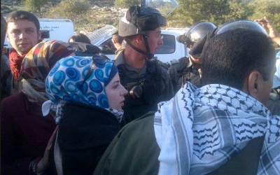 Activists and Border Police at the Bab a-Shams tent village, Tuesday (photo credit: Lemapal/Twitter)