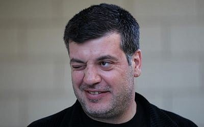 Sayed Kashua winks to the press (photo credit: Nati Shohat/Flash 90)