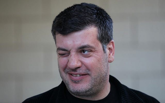 Sayed Kashua winks to the press (photo credit: Nati Shohat/Flash 90)