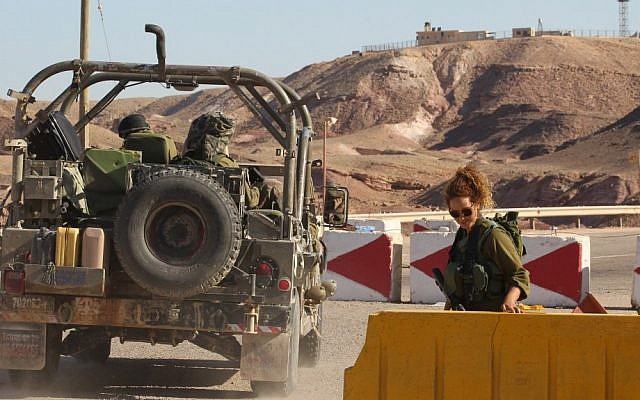 File photo of an IDF patrol (photo credit: Nati Shohat/Flash90)