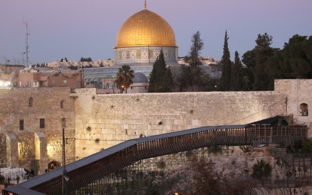 A general view of the wooden footbridge leading up from the Western Wall to the Temple Mount, which temporarily replaces the Mughrabi bridge (Photo credit: Nati Shohat/Flash90)