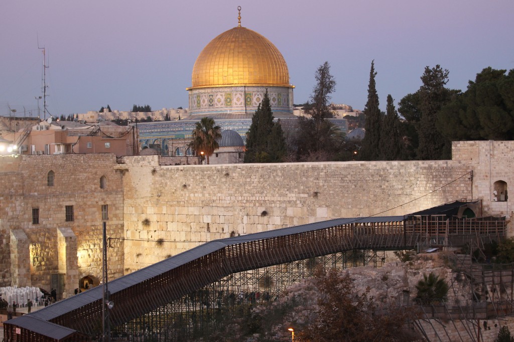 A general view of the wooden footbridge leading up from the Western Wall to the Temple Mount, which temporarily replaces the Mughrabi bridge (Photo credit: Nati Shohat/Flash90) A general view of the wooden footbridge leading up from the Western Wall to the Temple Mount, which temporarily replaces the Mughrabi bridge (Photo credit: Nati Shohat/Flash90)